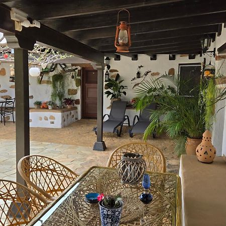 Casa Abuelo Rafael Llanos de la Concepción Exterior foto
